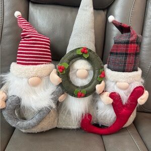 Christmas Gnome pillow